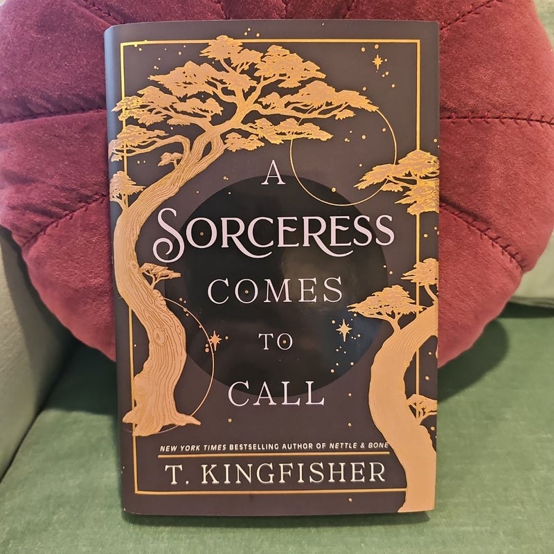 A Sorceress Comes to Call