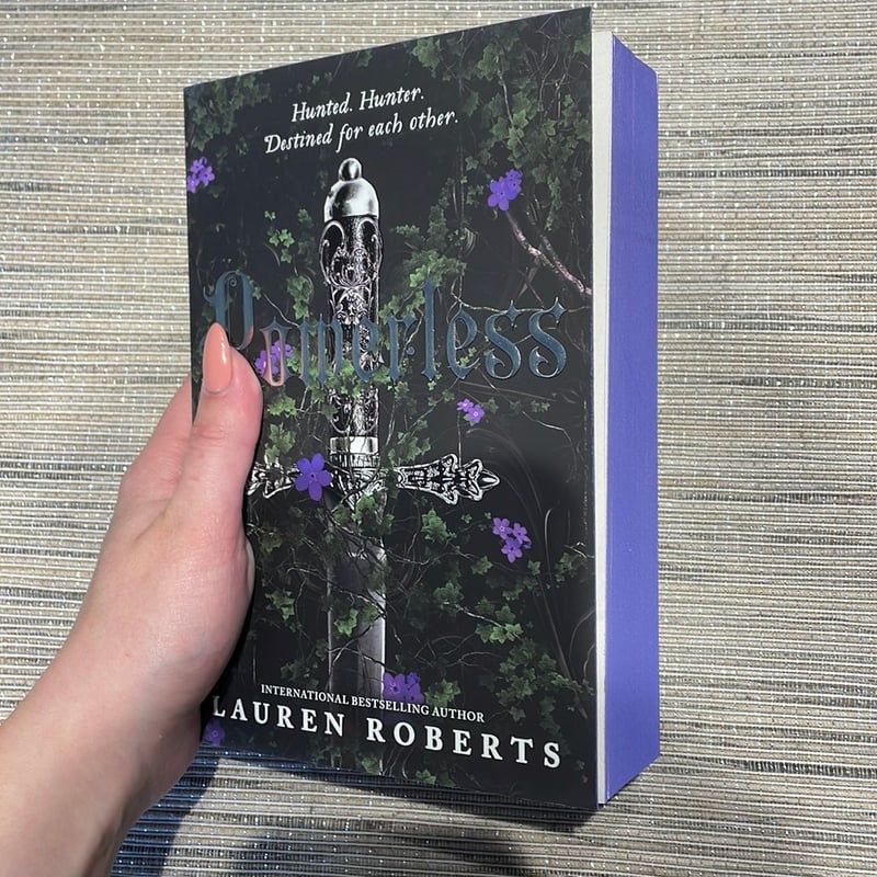 Powerless by Lauren Roberts, Paperback | Pangobooks