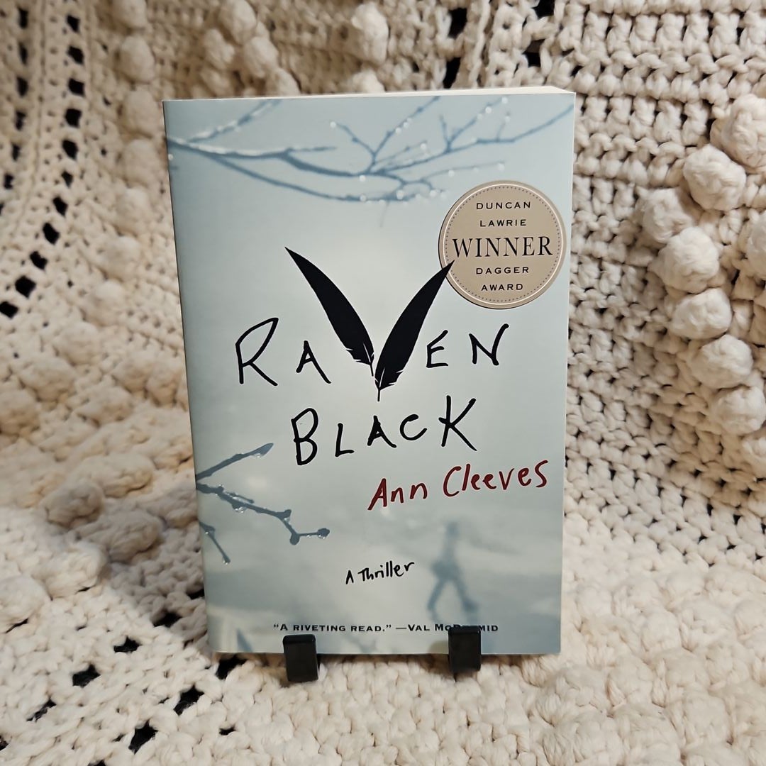 Raven Black by Ann Cleeves, Paperback | Pangobooks