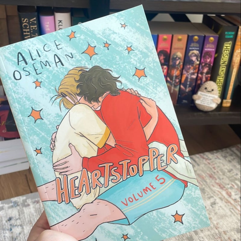 Heartstopper #5: a Graphic Novel