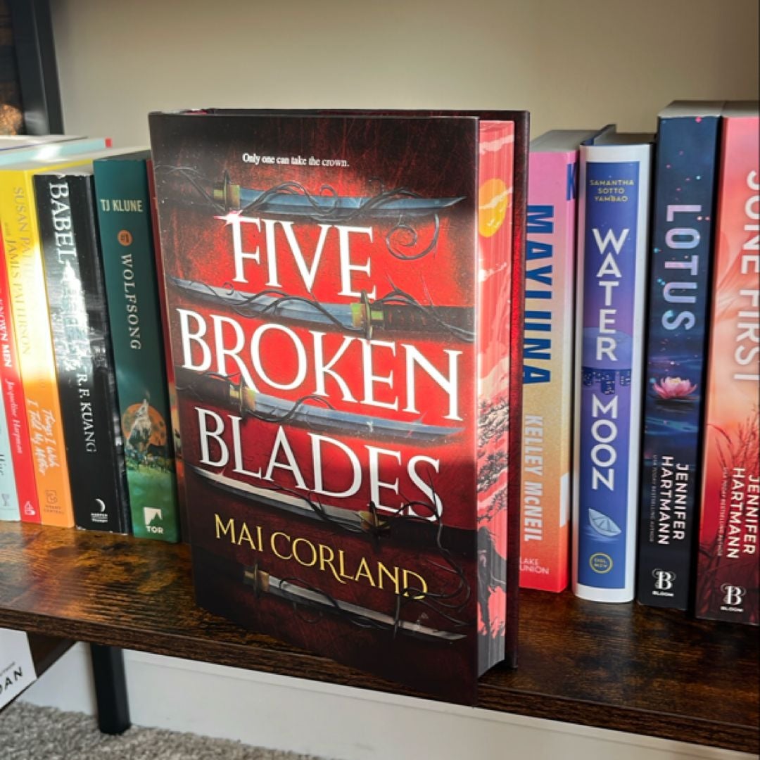 Five Broken Blades (Deluxe Limited Edition)