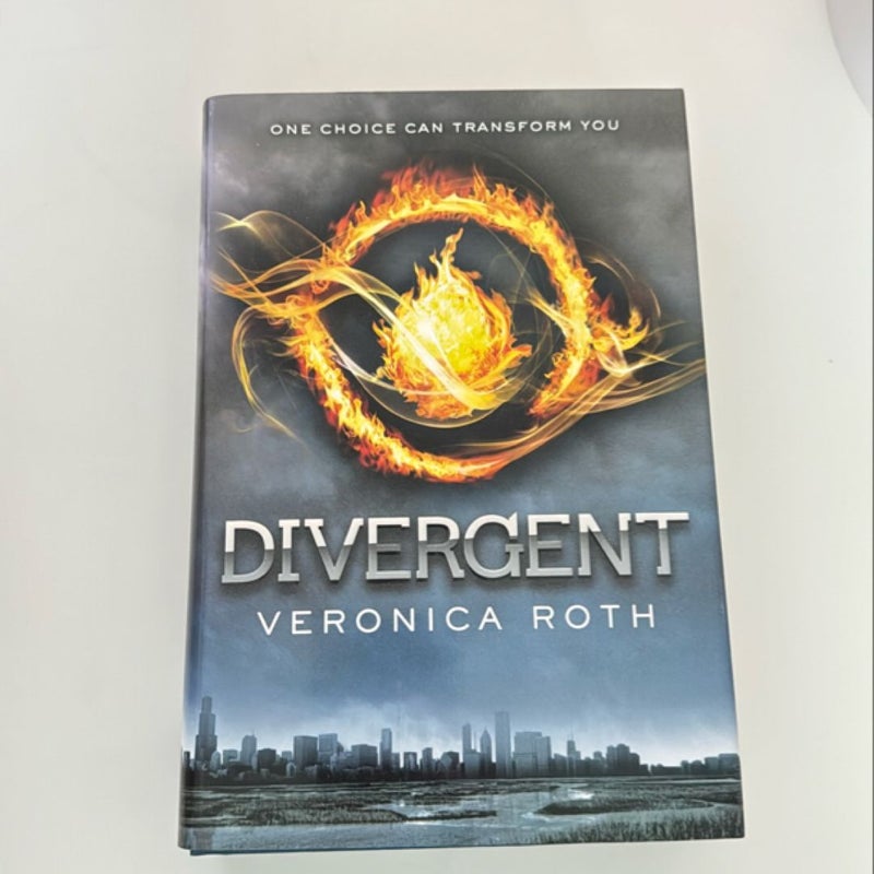 Divergent Series 3-Book Box Set, bonus guide