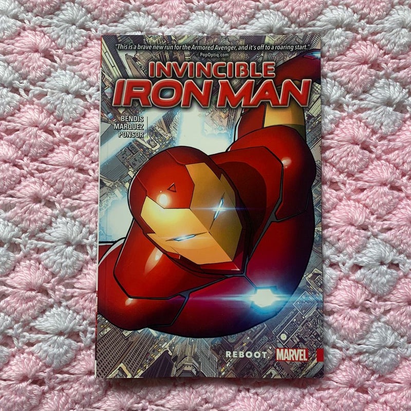 Invincible Iron Man Vol. 1