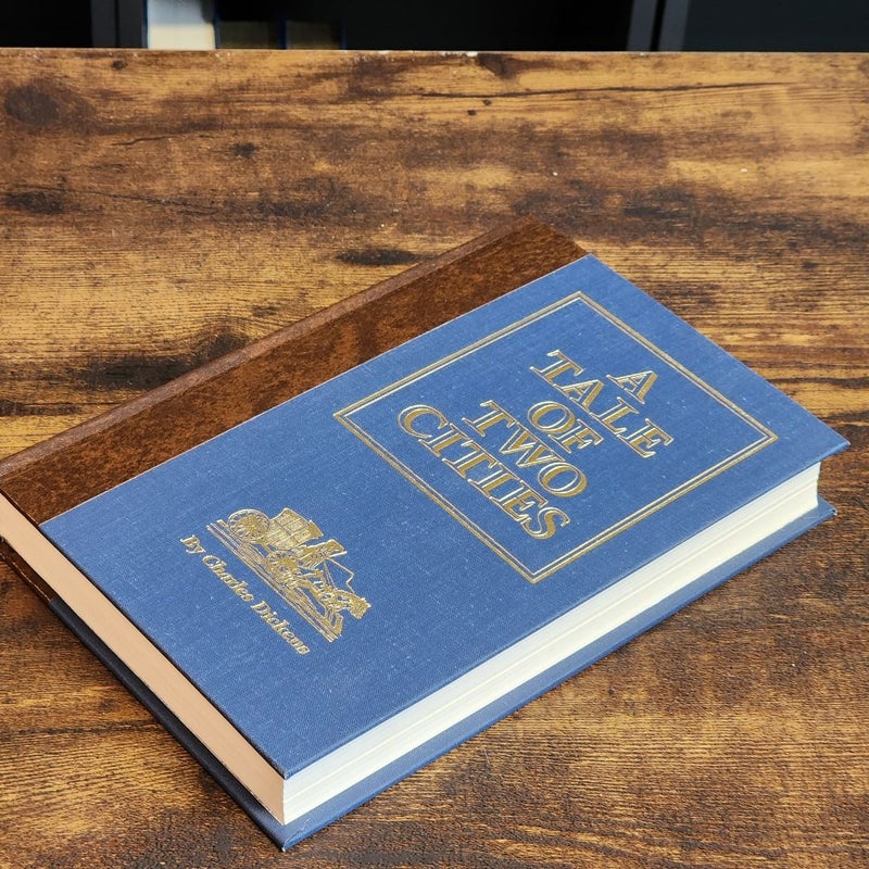 A Tale of Two Cities READERS DIGEST EDITION