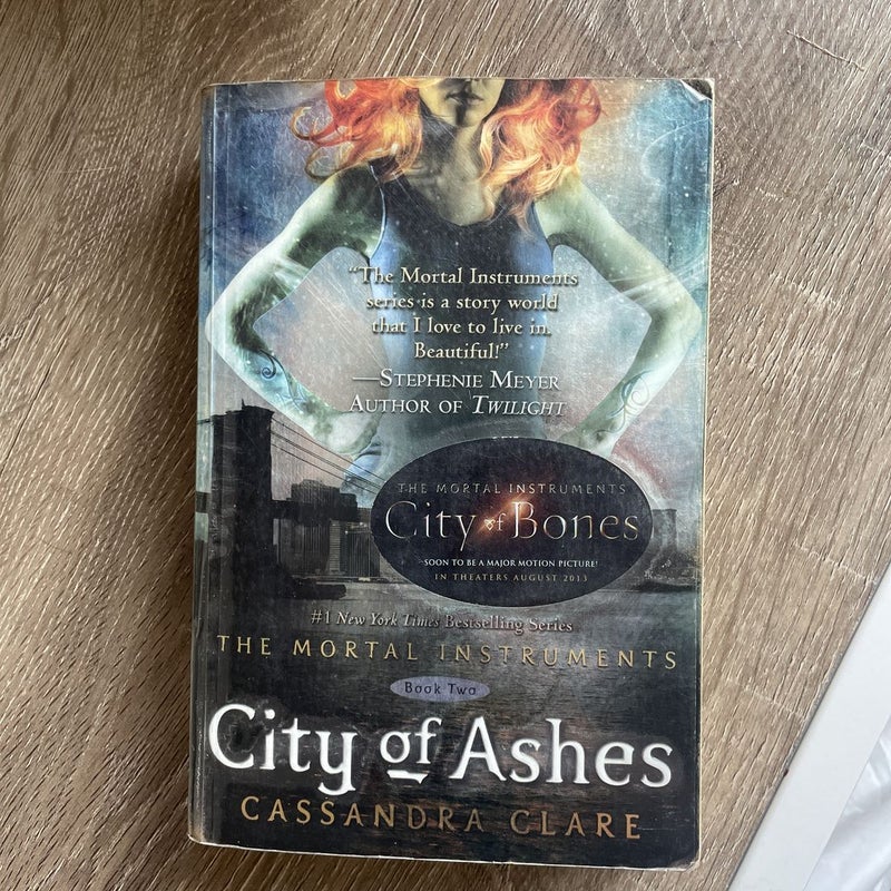City of Ashes - Library Edition 