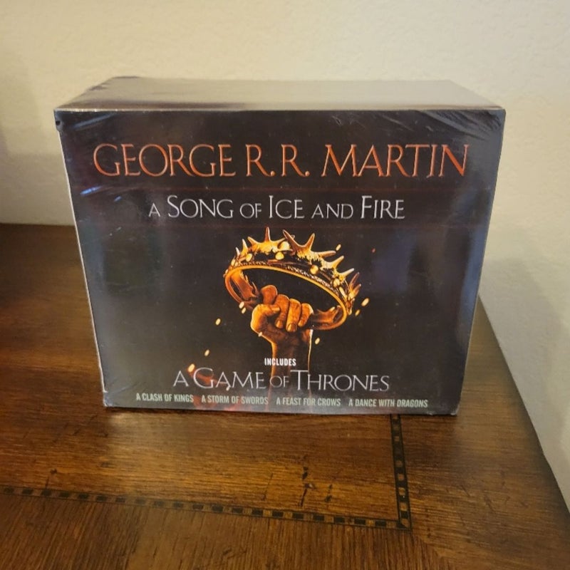 George R. R. Martin's a Game of Thrones 5-Book Boxed Set (Song of Ice and Fire Series)