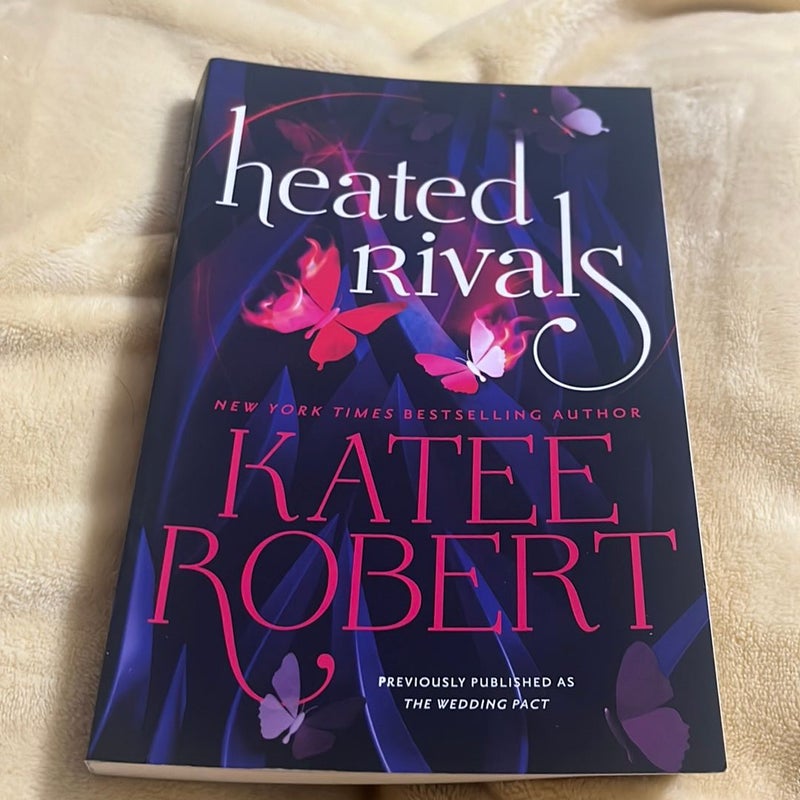 Heated Rivals (previously Published As the Wedding Pact)