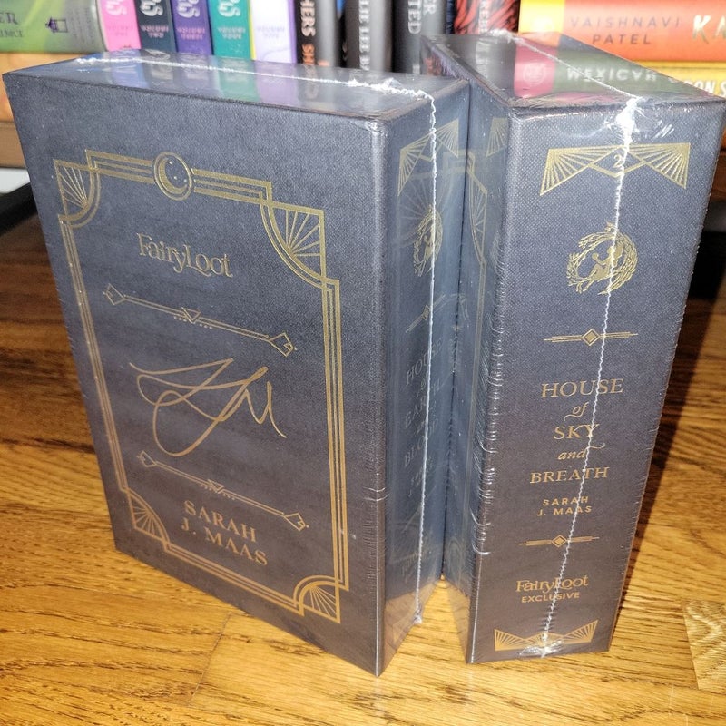 House of Earth and Blood & House of Sky and Breath (Fairyloot Exclusive Edition)