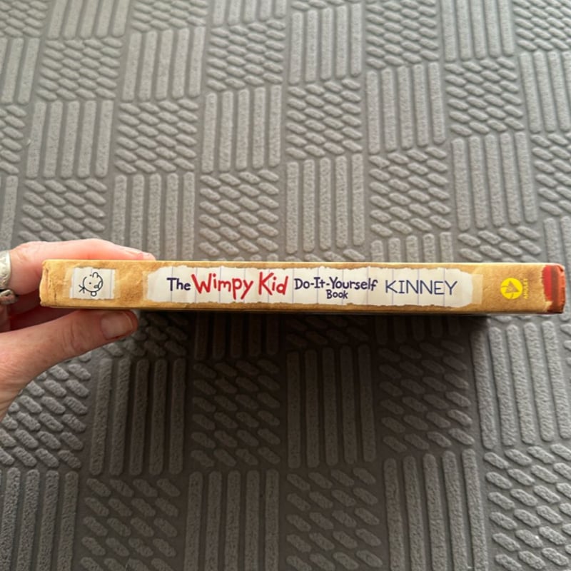 Diary of a Wimpy Kid Do-It-Yourself Book