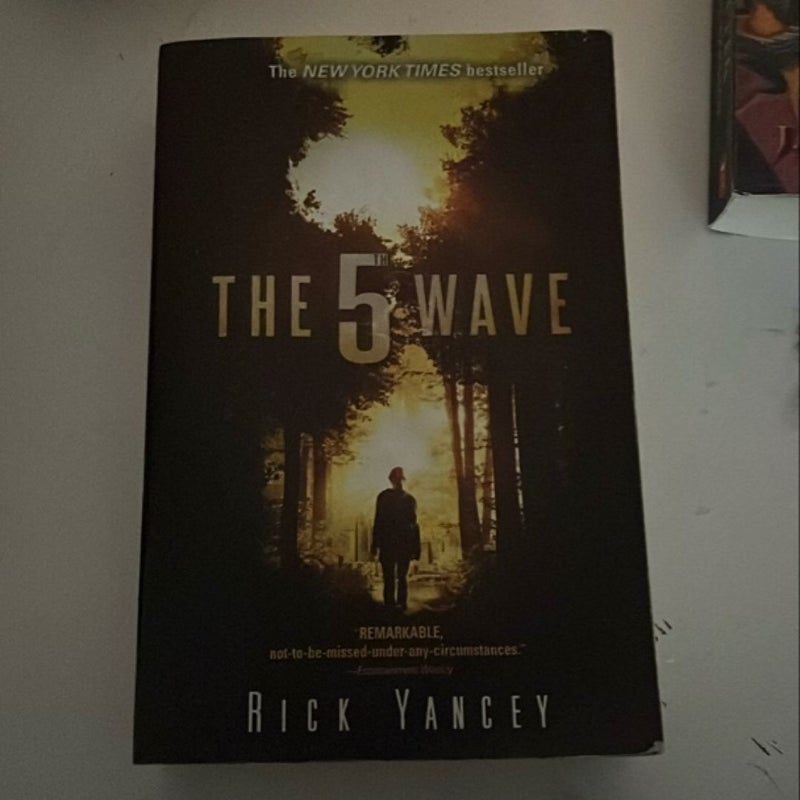 The 5th Wave