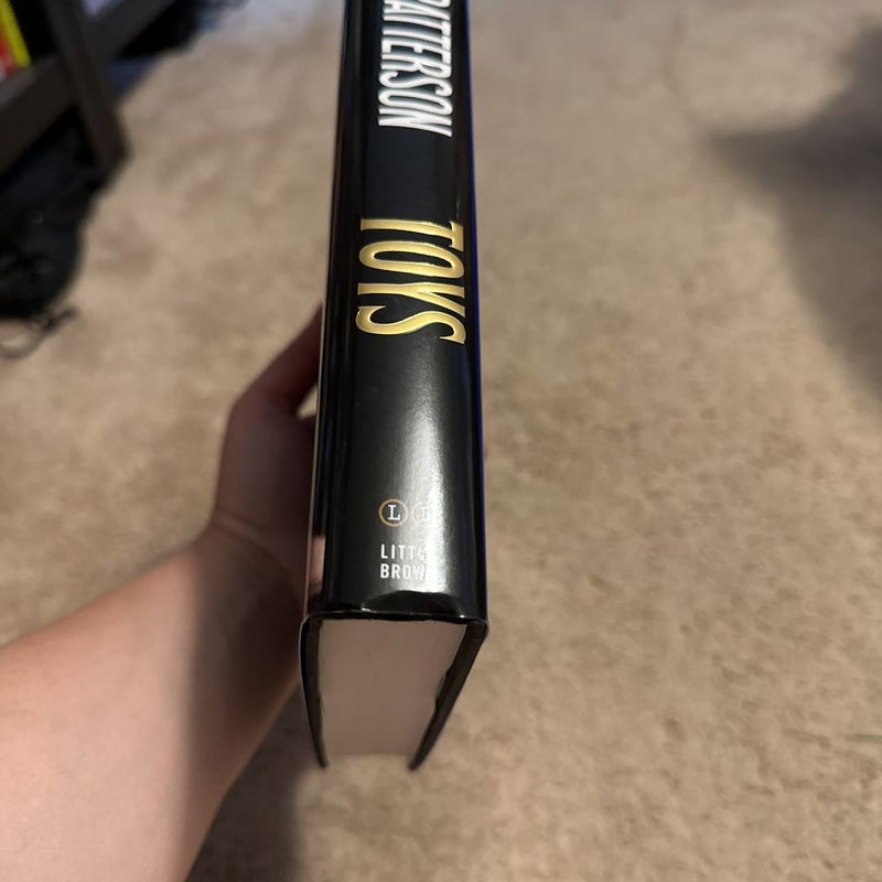 Toys by James Patterson, Hardcover Pangobooks