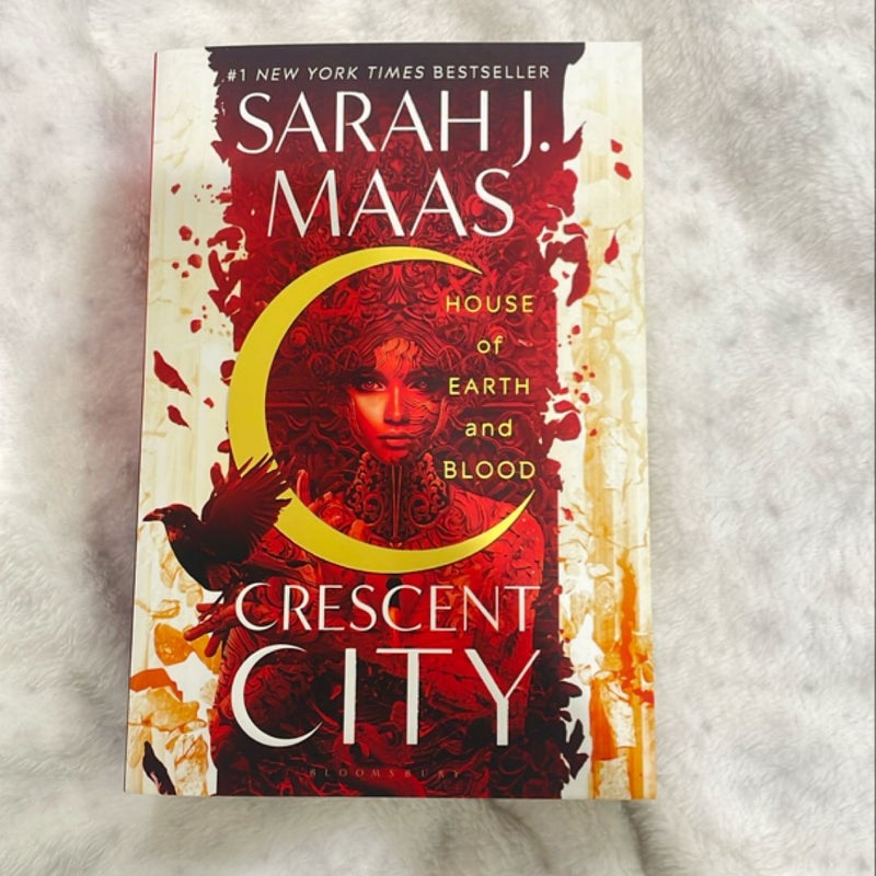 Crescent City: House of Earth and Blood