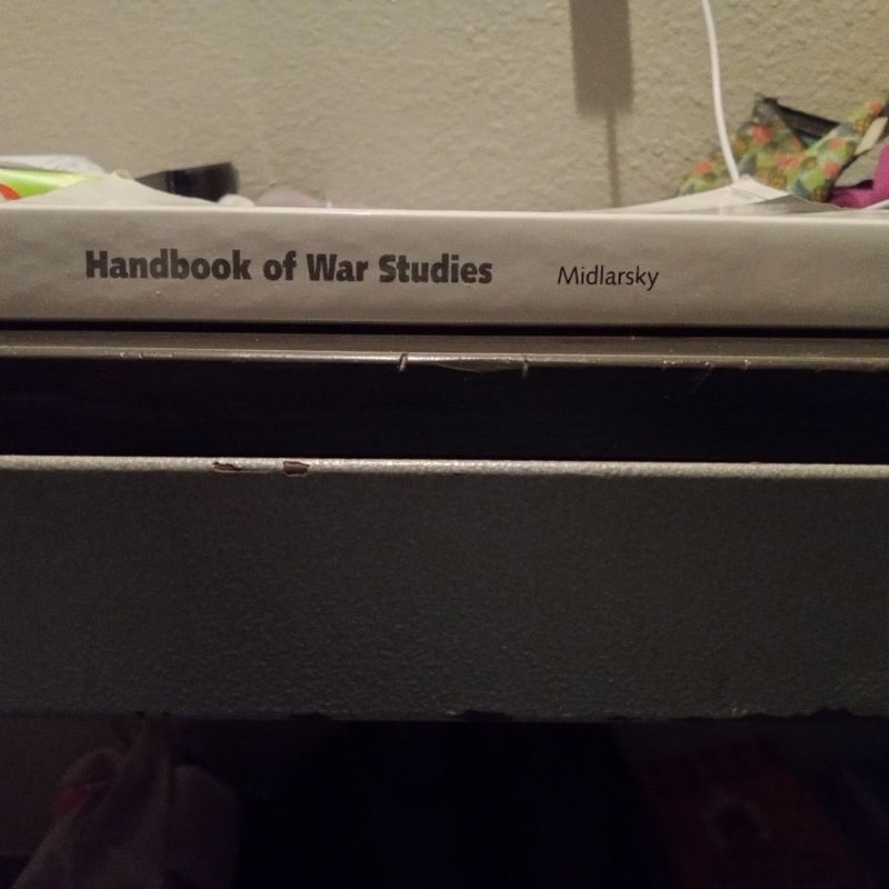 Handbook of War Studies