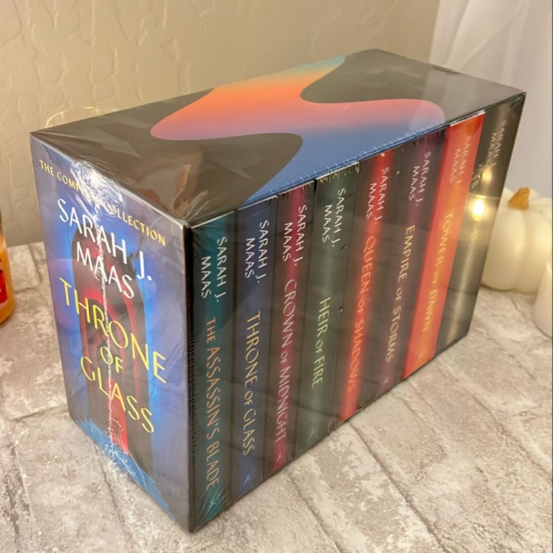 Throne of Glass Paperback Box Set