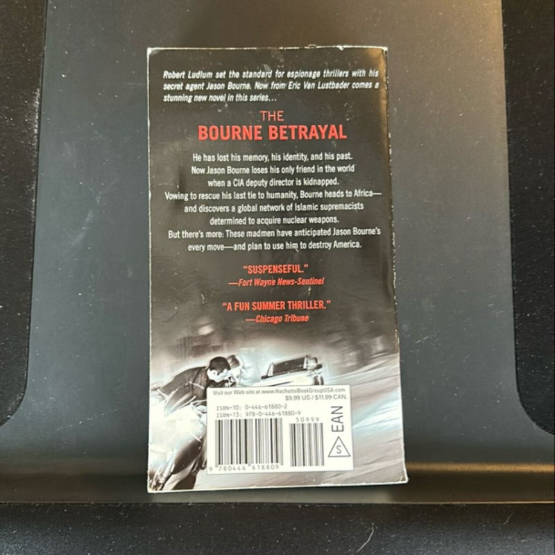 Robert Ludlum's (TM) the Bourne Betrayal