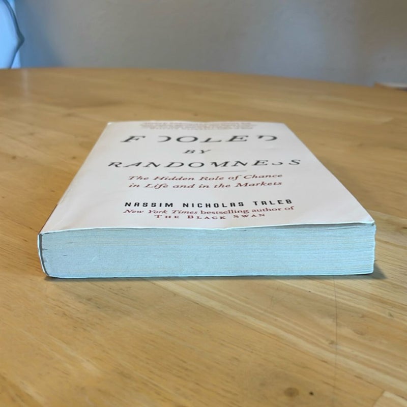 洋書 FOOLED  BY  RANDOMNES Fooled by Randomness: The Hidden Role of Chance in the