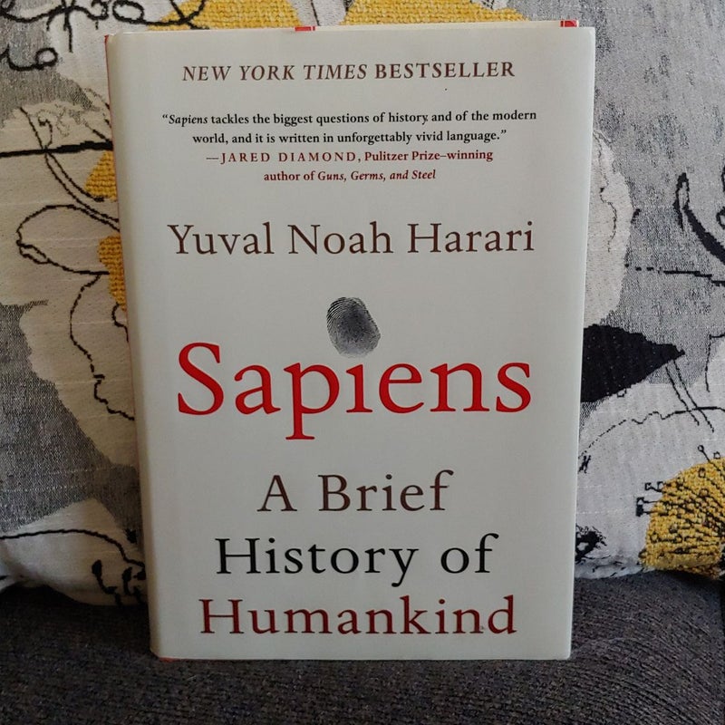 Sapiens by Yuval Noah Harari, Hardcover | Pangobooks