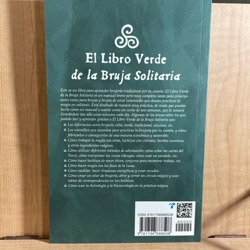 El Libro Verde de la Bruja Solitaria