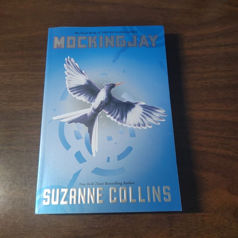 Mockingjay (The Final Book of the Hunger Games) (Movie Tie-in): Movie  Tie-in Edition (Paperback)
