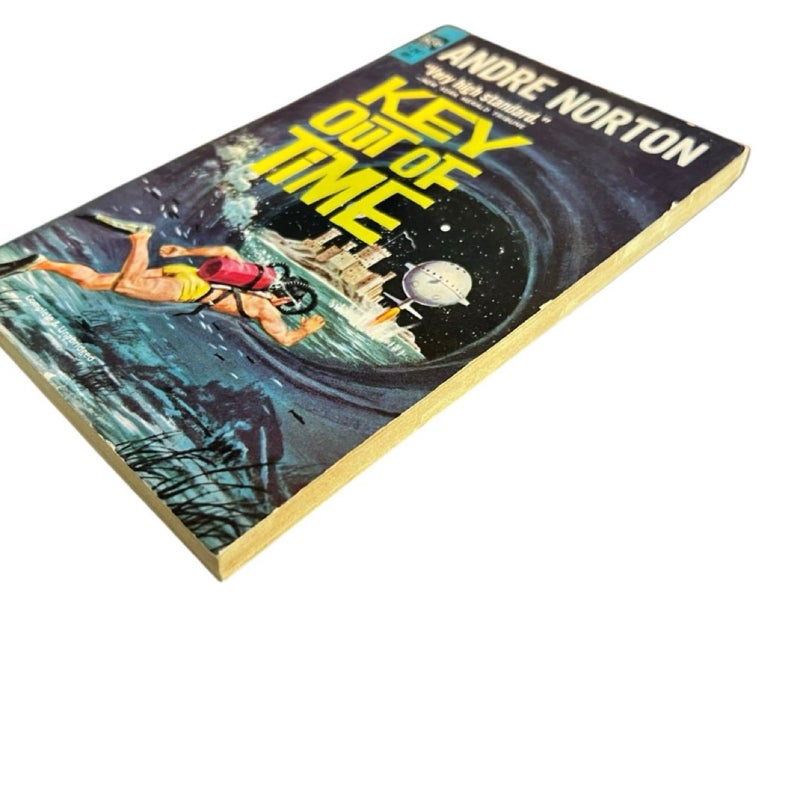 Key Out Of Time: Book 4 of 5: The Time Traders