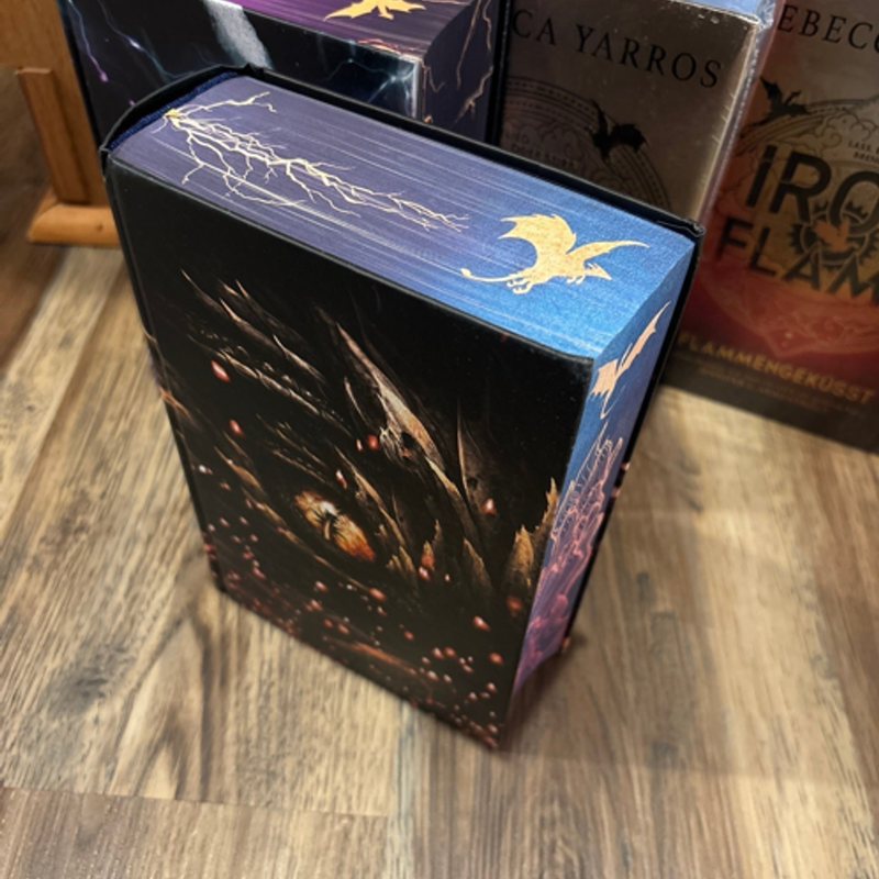 German special edition sprayed edges Fourth Wing Iron Flame Rebecca Yarros