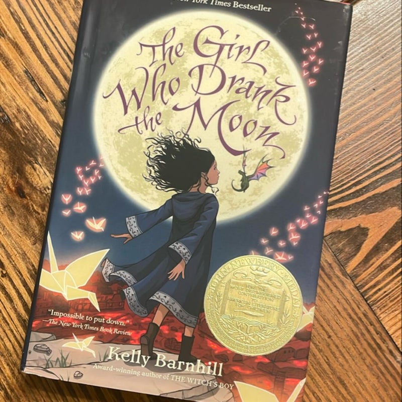 The Girl Who Drank the Moon (Winner of the 2017 Newbery Medal)