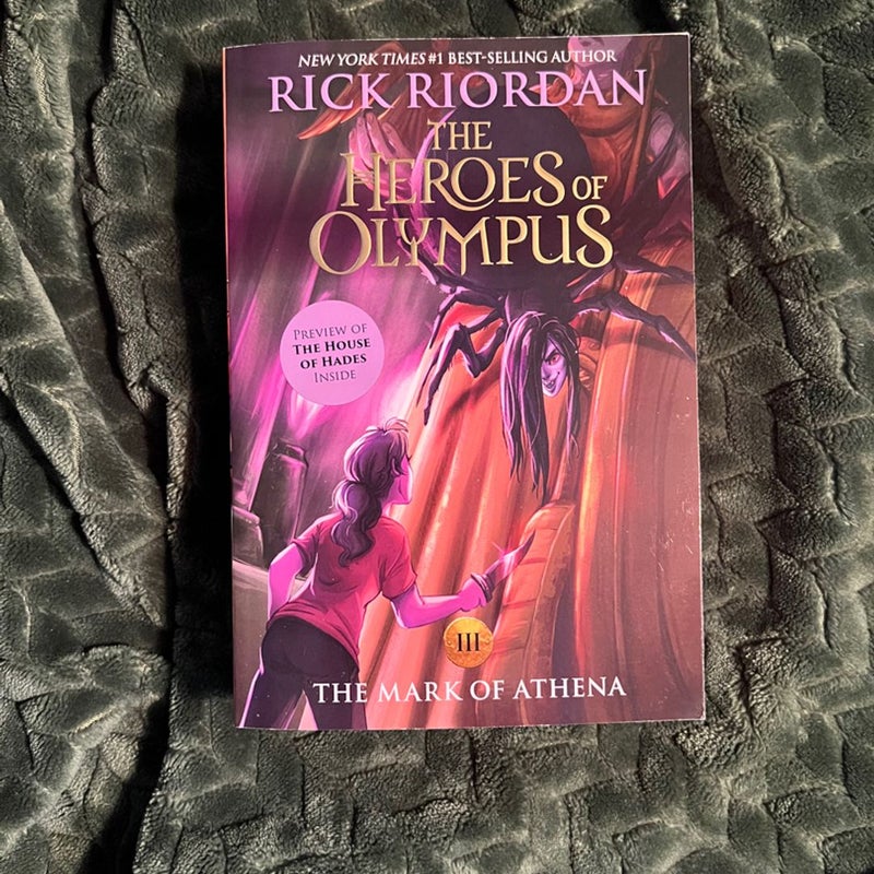 Heroes of Olympus, the Book Three the Mark of Athena ((new Cover))