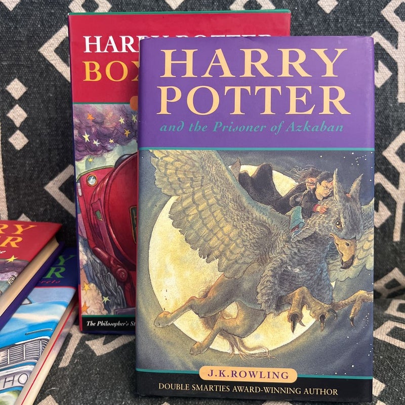 Harry Potter: the Illustrated Collection (Books 1-3 Boxed Set)