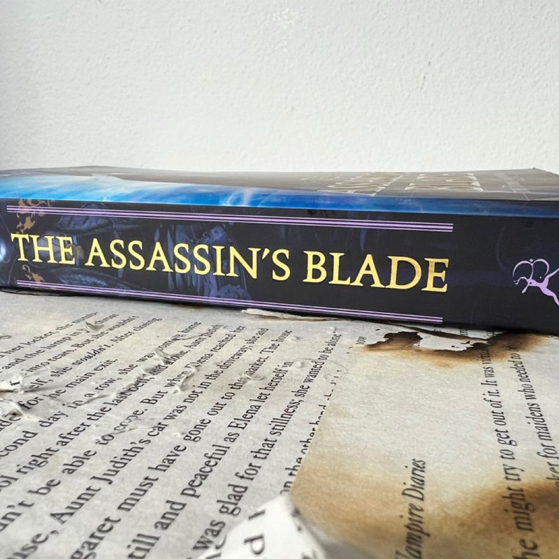 Out Of Print- The Assassins Blade by Sarah J. Maas - paperback