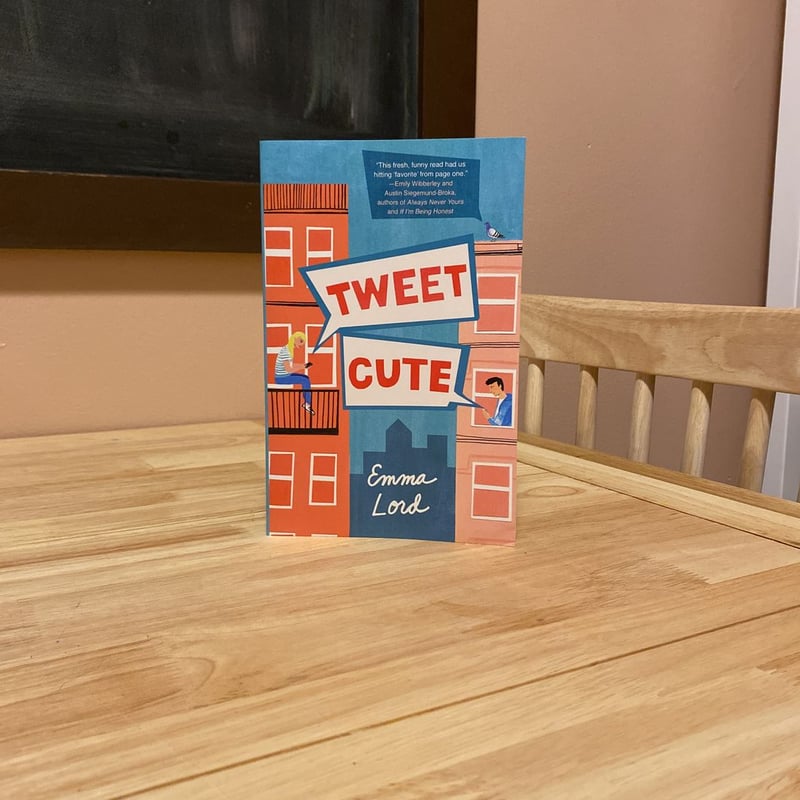 Tweet Cute by Emma Lord, Paperback | Pangobooks