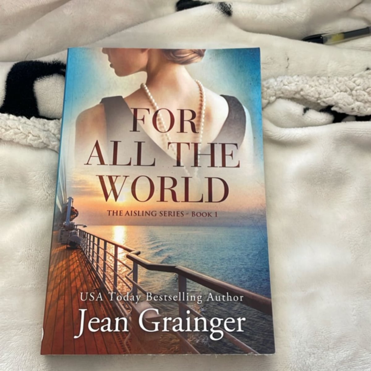 For All the World by Jean Grainger, Paperback | Pangobooks