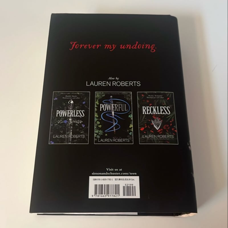 Fearless by Lauren Roberts, Hardcover | Pangobooks