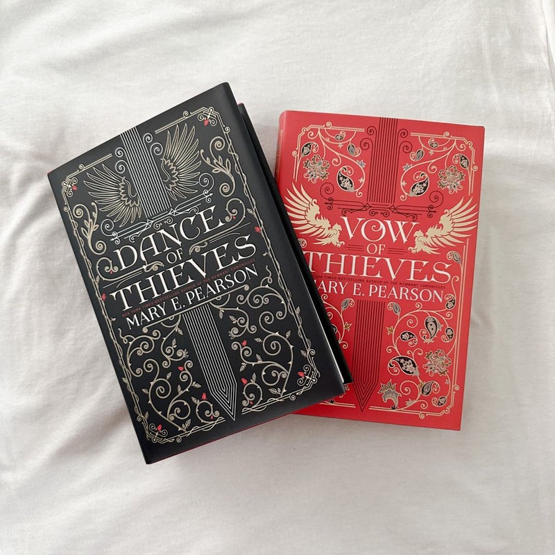 Dance of Thieves Hardcover Series