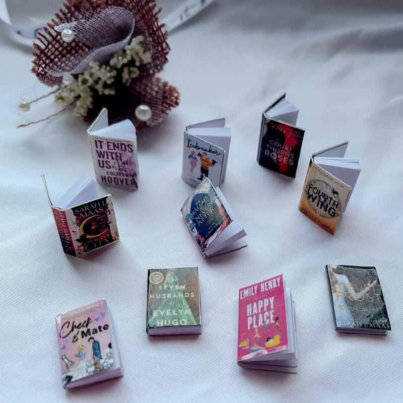 5 Miniature Books for TBR Jar
