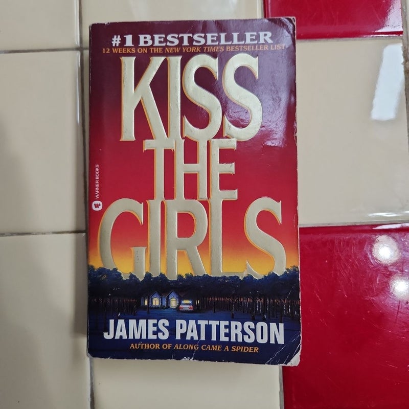 Kiss the Girls