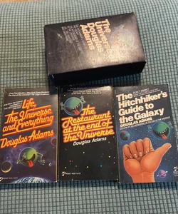 Boxed set The Universe of Douglas Adams Hitchhiker’s Trilogy