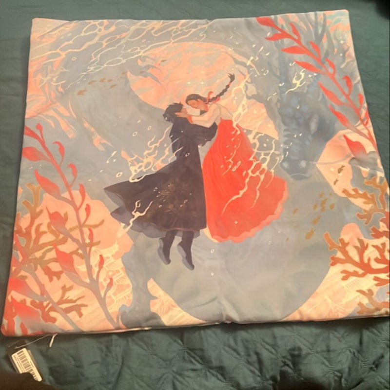 The Girl Who Fell Beneath The Sea *SIGNED Fairyloot Special Edition* & Throw Pillowcase
