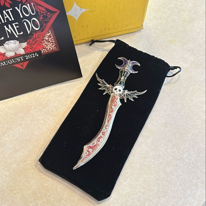 Oraya’s Blade Replica Dagger (Illumicrate Exclusive)