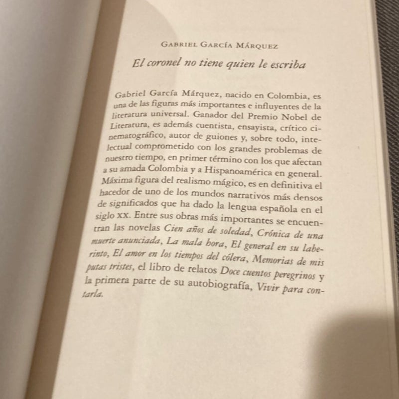 El Coronel No Tiene Quien le Escriba / No One Writes to the Colonel and Other St Ories