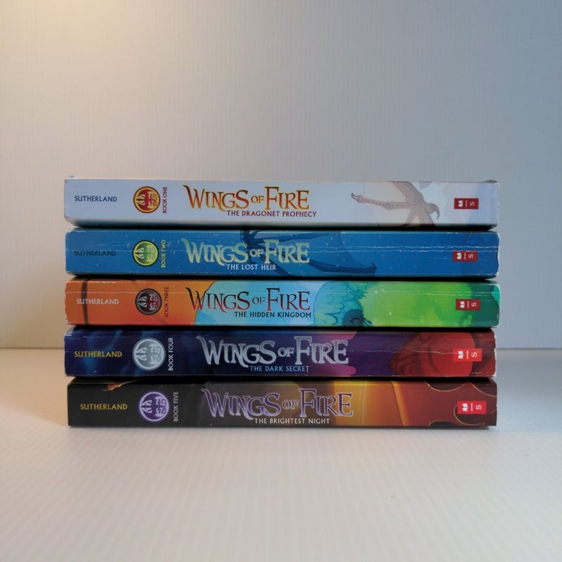 *Wings of Fure Bundle* 1-5 The Dragonet Prophecy, The Lost Heir, The Hidden Kingdom, The Dark Secret, The Brightest Night