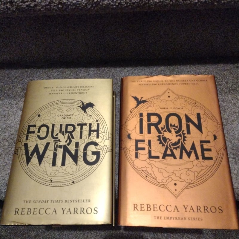 Fourth Wing and Iron Flame (Waterstones)