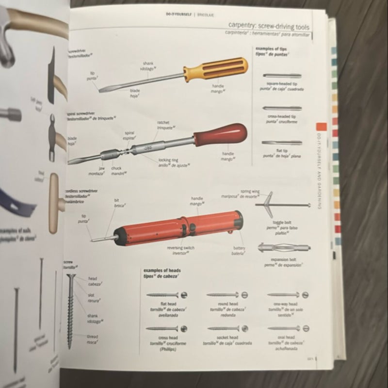 The Firefly Mini Spanish/English Visual Dictionary