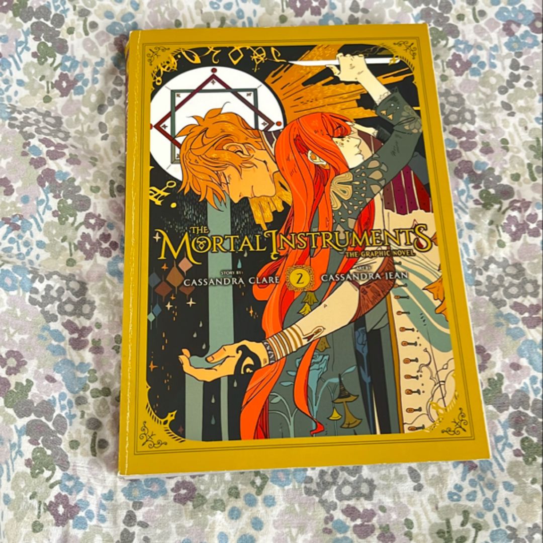 The Mortal Instruments: the Graphic Novel, Vol. 2