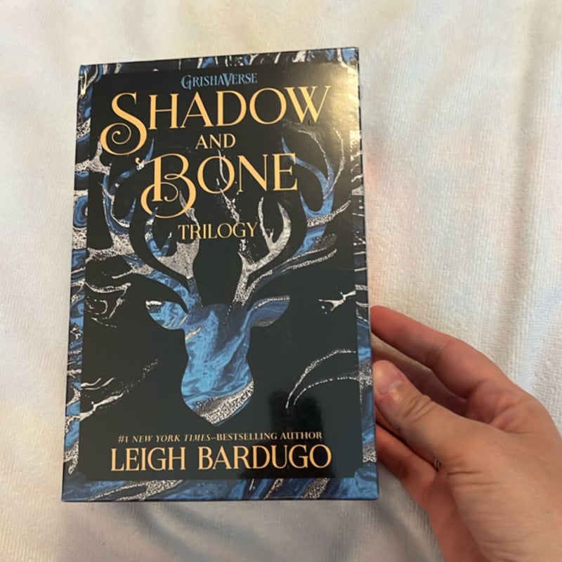 The Shadow and Bone Trilogy Boxed Set by Leigh Bardugo, Paperback ...