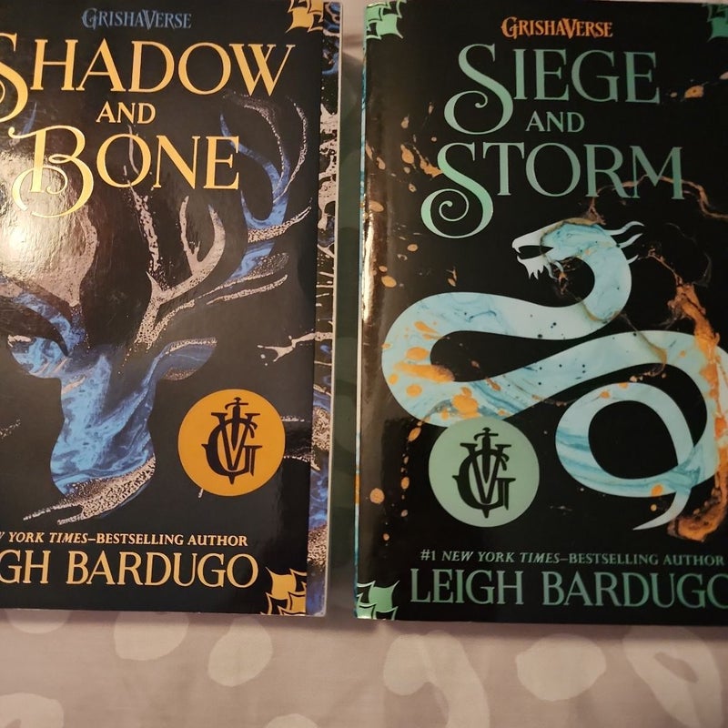 Shadow and Bone Trilogy With GrishaVerse Cover Stickers!