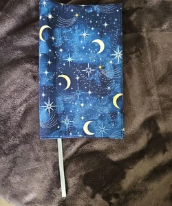Adjustable Book Cover