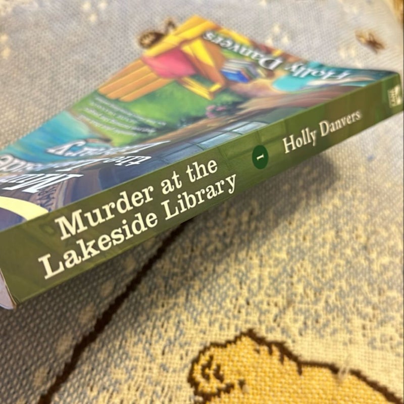 Murder at the Lakeside Library