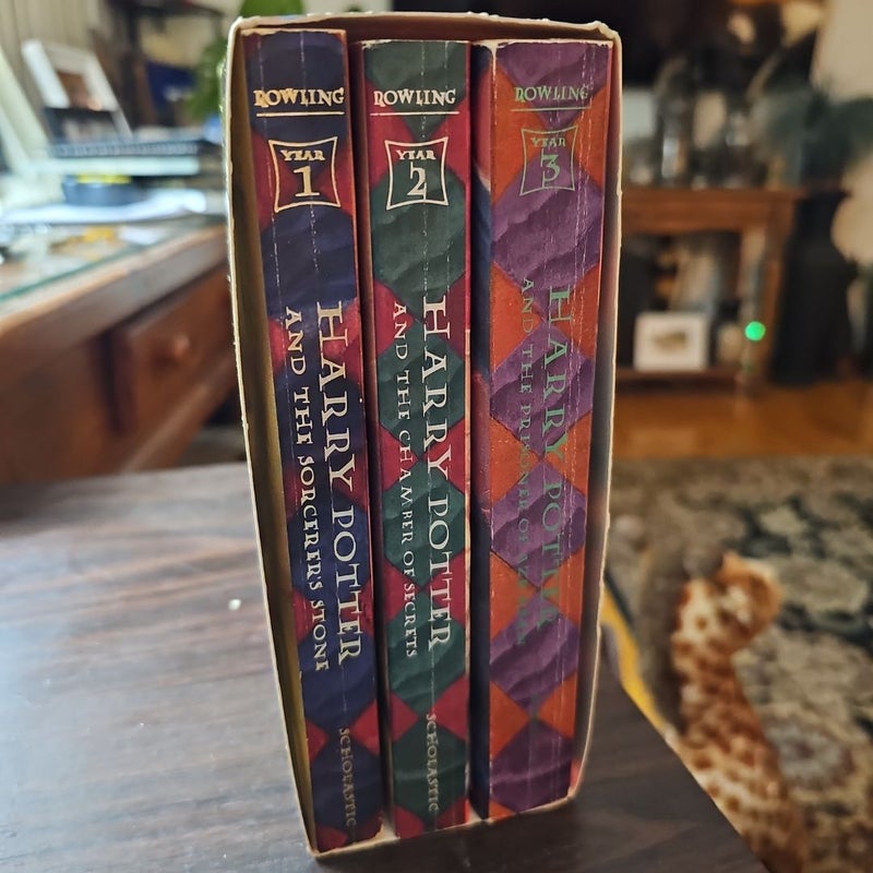 Harry Potter: the Illustrated Collection (Books 1-3 Boxed Set)