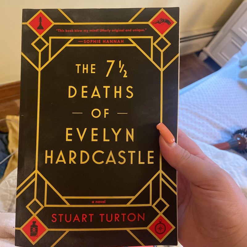 The 7½ Deaths of Evelyn Hardcastle