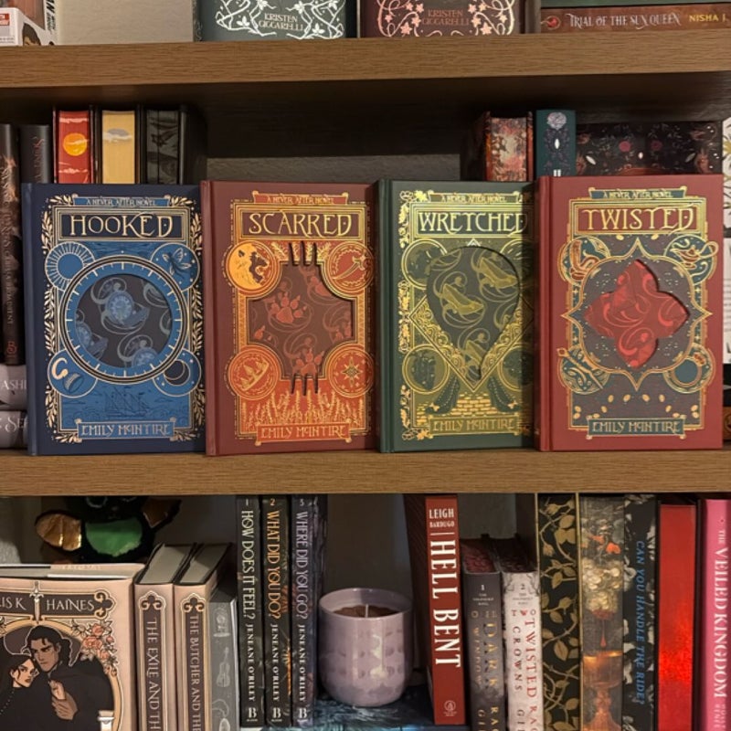 Hooked **THE BOOKISH BOX**